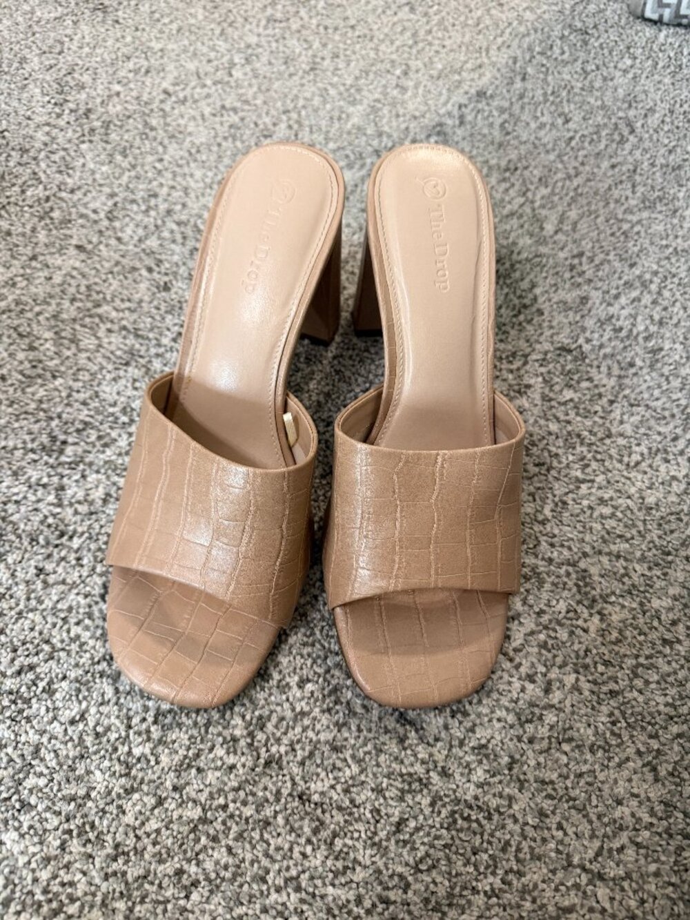 Tan Heels